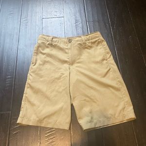 Under armour khaki shorts